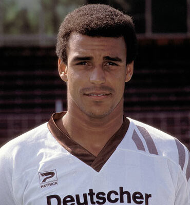 LEONARDO MANZI (Leonardo Caetano Manzi)