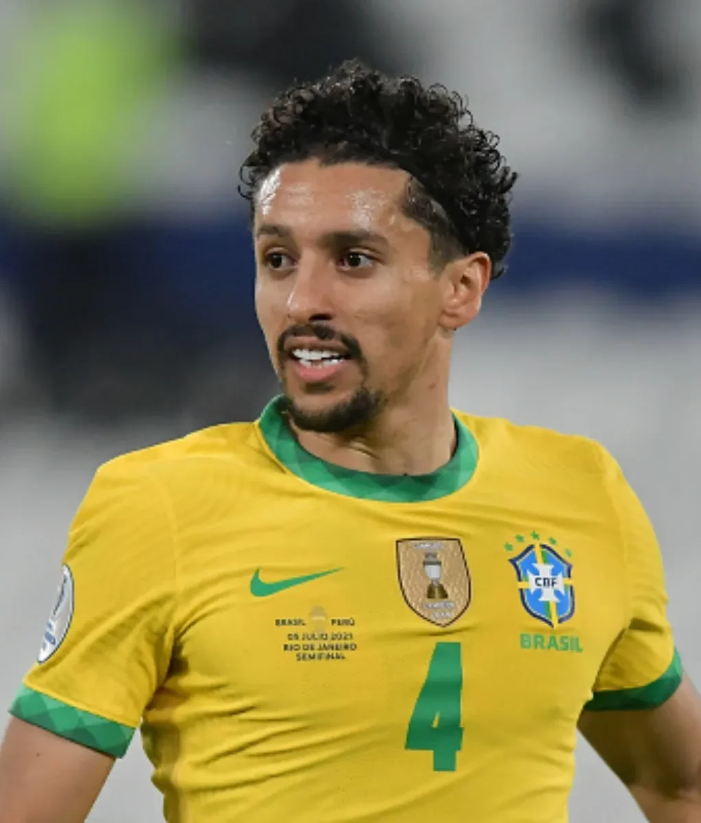MARQUINHOS (Marcos Aoás Corrêa)